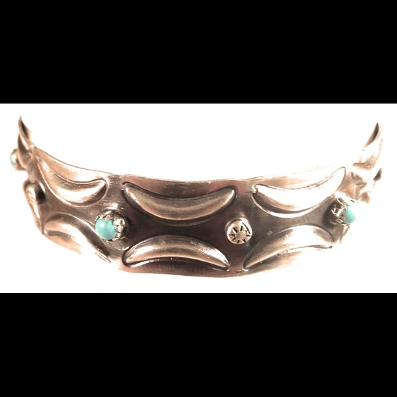 Tim Yazzie Navajo Turquoise And Sterling Bangle - Picture 4 of 4